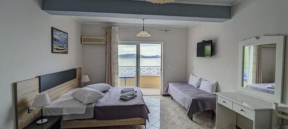 Hotel Klironomi Sarandë Værelse billede